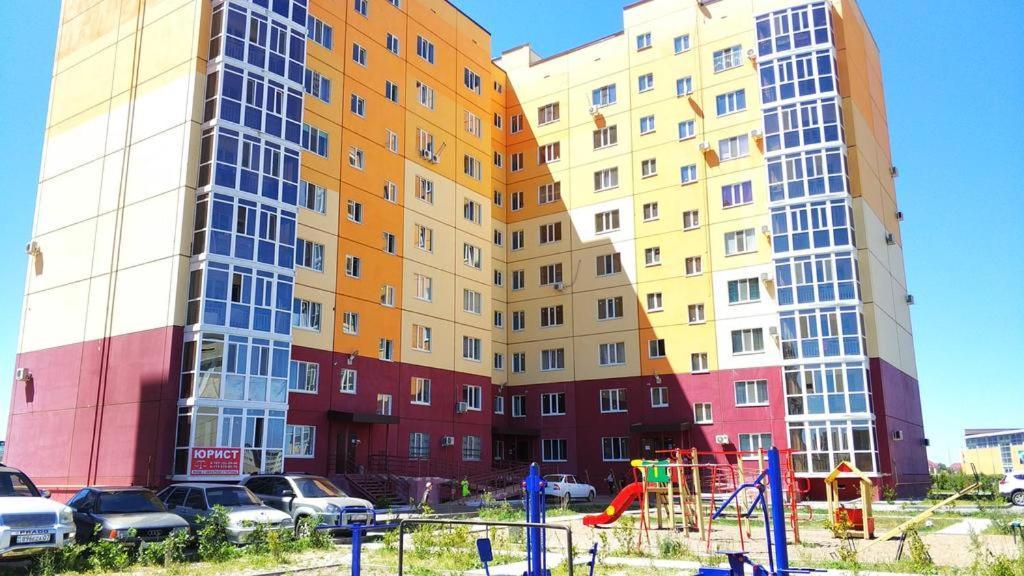 Loft - Interior Design Apartments Uralsk Luaran gambar